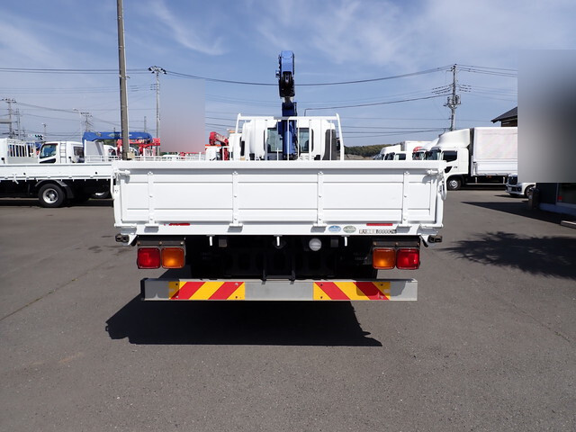 いすゞフォワードクレーン4段中型（4t）[写真05]