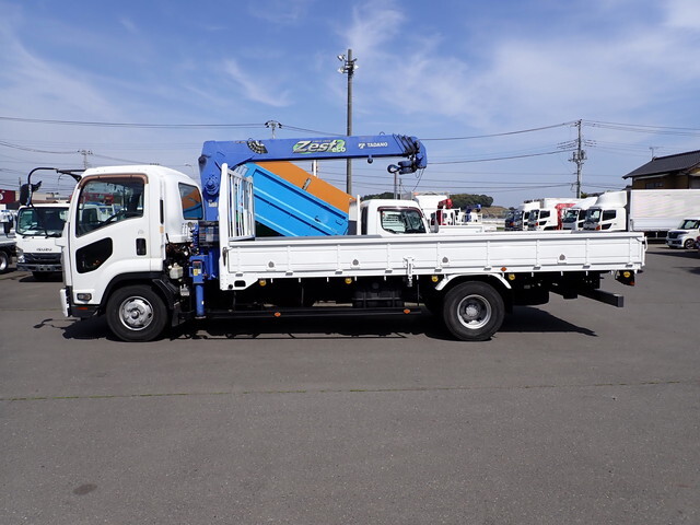 いすゞフォワードクレーン4段中型（4t）[写真06]