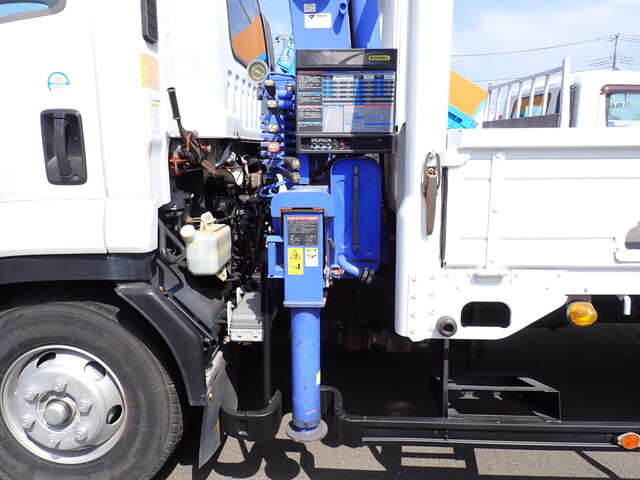 いすゞフォワードクレーン4段中型（4t）[写真07]