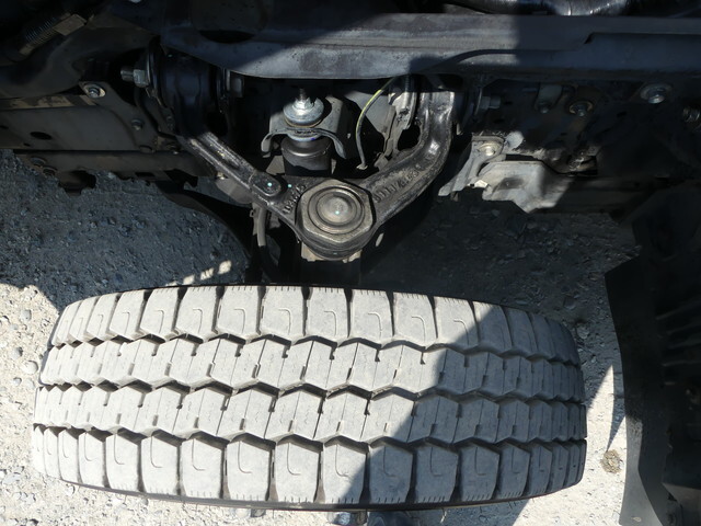 いすゞエルフ冷凍車（冷蔵車）小型（2t・3t）[写真35]