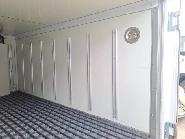 マツダその他の車種冷凍車（冷蔵車）小型（2t・3t）[写真26]