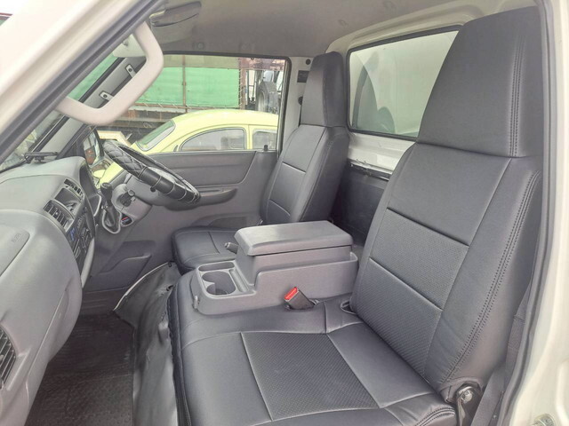 マツダその他の車種冷凍車（冷蔵車）小型（2t・3t）[写真33]