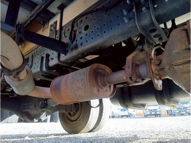 いすゞフォワード冷凍車（冷蔵車）中型（4t）[写真35]