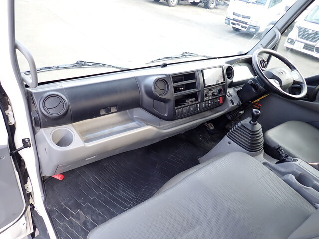 トヨタその他の車種クレーン3段小型（2t・3t）[写真17]