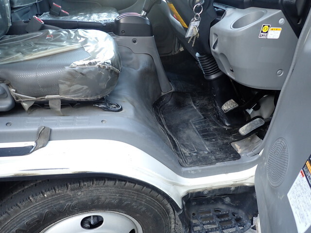 日野デュトロクレーン3段小型（2t・3t）[写真28]