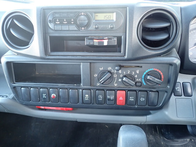 日野デュトロクレーン3段小型（2t・3t）[写真38]