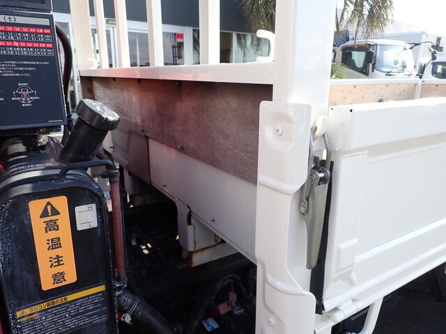 日野デュトロクレーン3段小型（2t・3t）[写真07]