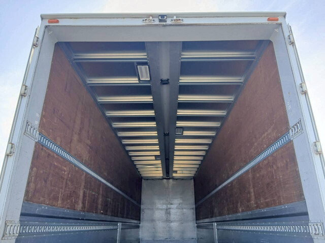 日野プロフィアアルミウイング大型（10t）[写真18]