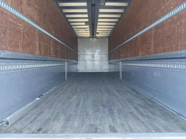 日野プロフィアアルミウイング大型（10t）[写真19]