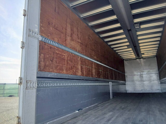 日野プロフィアアルミウイング大型（10t）[写真21]