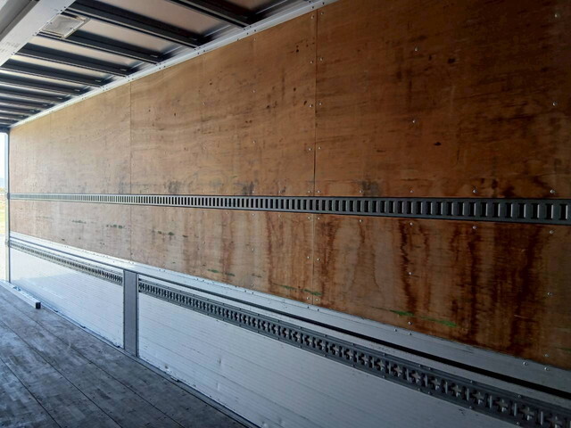 日野プロフィアアルミウイング大型（10t）[写真24]