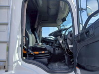 日野プロフィアアルミウイング大型（10t）[写真31]