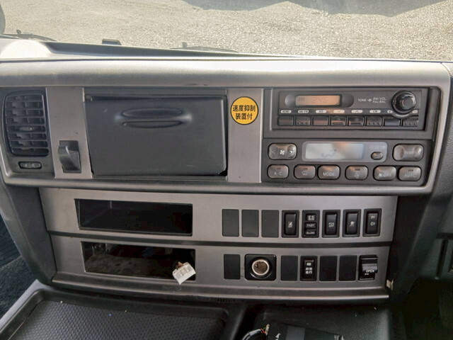 日野プロフィアアルミウイング大型（10t）[写真37]