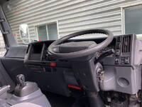 いすゞエルフアルミバン小型（2t・3t）[写真17]