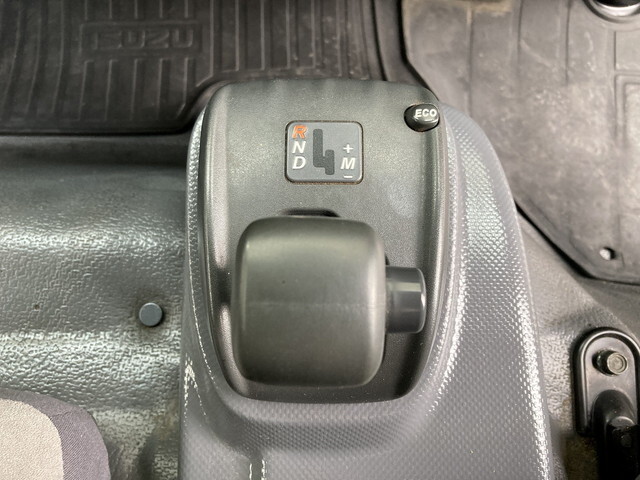 いすゞエルフアルミバン小型（2t・3t）[写真18]