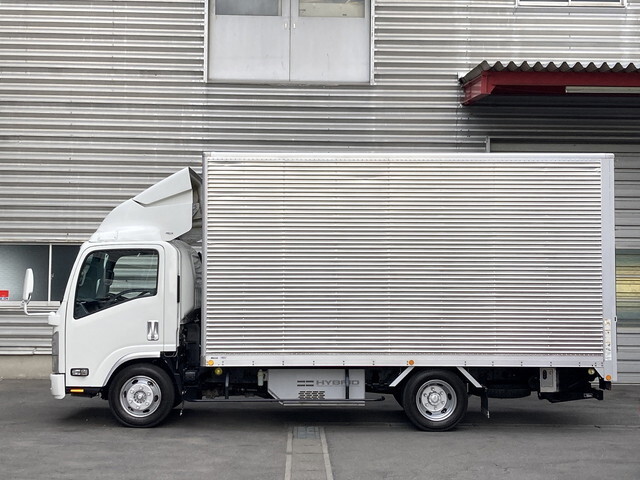 いすゞエルフアルミバン小型（2t・3t）[写真03]