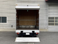 いすゞエルフアルミバン小型（2t・3t）[写真05]