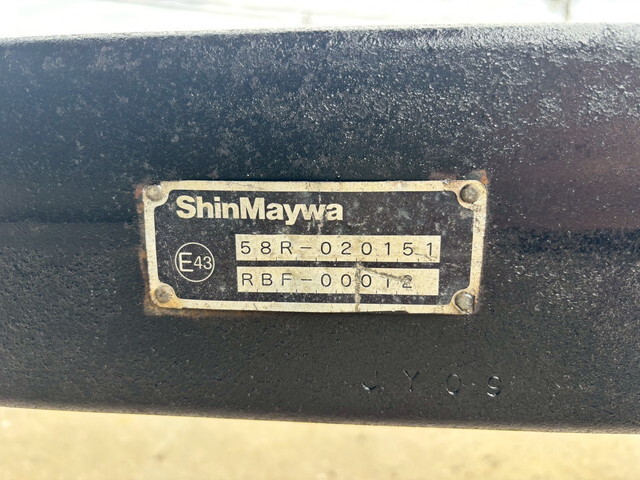 UDトラックスクオン深ダンプ（土砂禁ダンプ）大型（10t）[写真22]