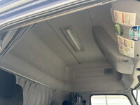 UDトラックスクオン深ダンプ（土砂禁ダンプ）大型（10t）[写真33]