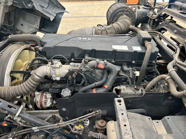 UDトラックスクオン深ダンプ（土砂禁ダンプ）大型（10t）[写真37]