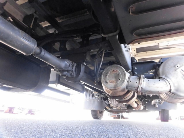 三菱ふそうファイターアルミウイング中型（4t）[写真10]