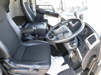 三菱ふそうファイターアルミウイング中型（4t）[写真16]