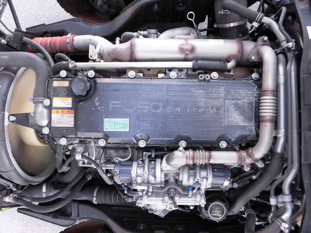 三菱ふそうファイターアルミウイング中型（4t）[写真22]