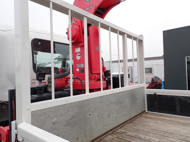 いすゞフォワードクレーン4段中型（4t）[写真12]