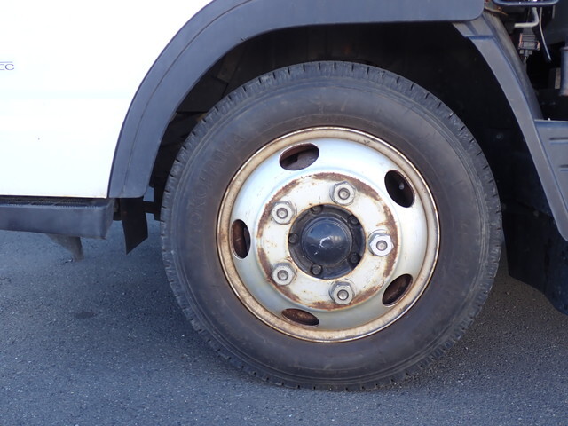 三菱ふそうキャンターダンプ小型（2t・3t）[写真28]