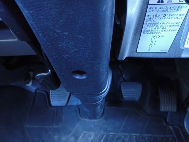 三菱ふそうキャンターダンプ小型（2t・3t）[写真33]