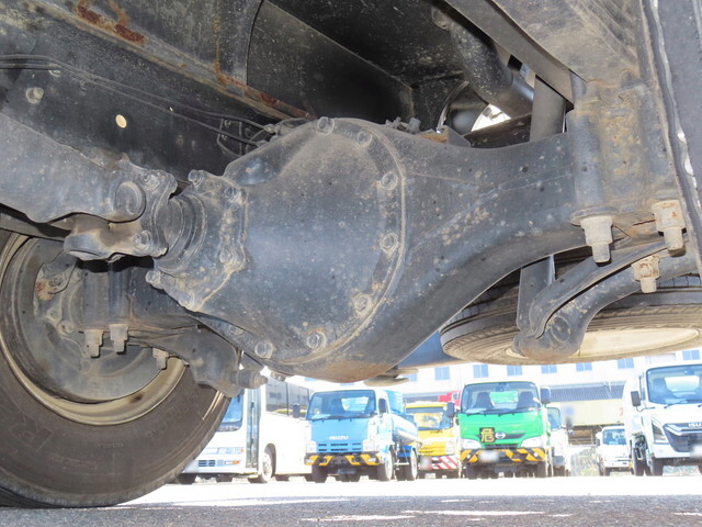 日野レンジャー散水車中型（4t）[写真08]