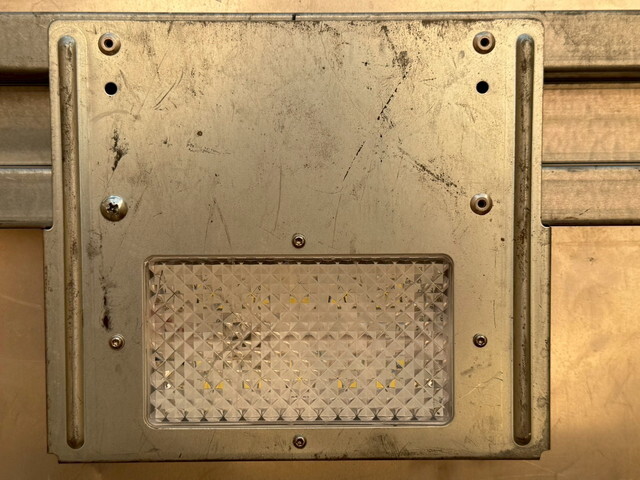 いすゞエルフアルミバン小型（2t・3t）[写真18]