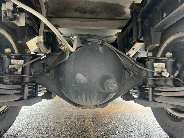 いすゞエルフアルミバン小型（2t・3t）[写真28]