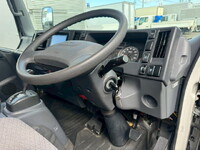 いすゞエルフアルミバン小型（2t・3t）[写真35]