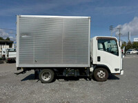 いすゞエルフアルミバン小型（2t・3t）[写真07]