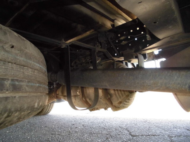 いすゞエルフダブルキャブ（Wキャブ）小型（2t・3t）[写真19]