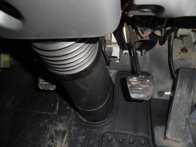 いすゞエルフダブルキャブ（Wキャブ）小型（2t・3t）[写真34]