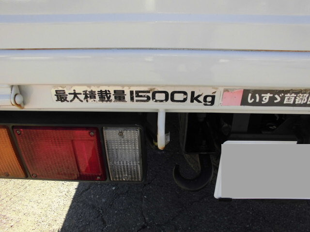 いすゞエルフダブルキャブ（Wキャブ）小型（2t・3t）[写真06]