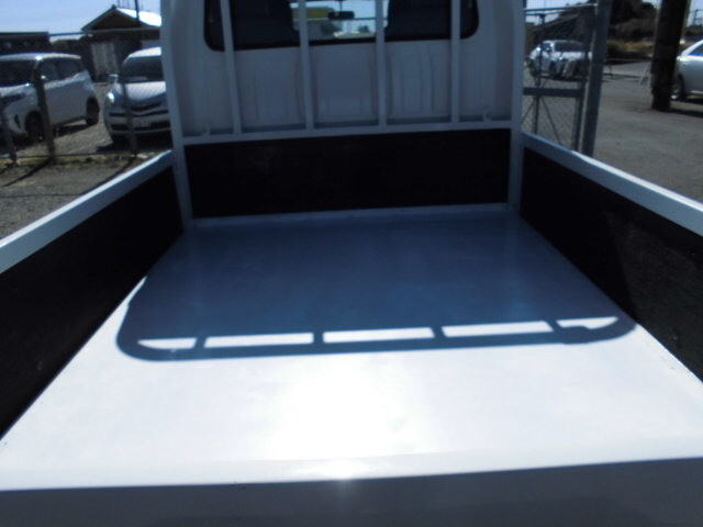 いすゞエルフダブルキャブ（Wキャブ）小型（2t・3t）[写真07]