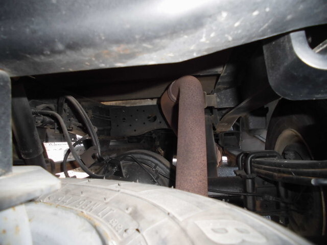 いすゞエルフダブルキャブ（Wキャブ）小型（2t・3t）[写真09]