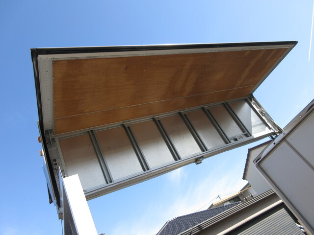 いすゞエルフアルミウイング小型（2t・3t）[写真19]