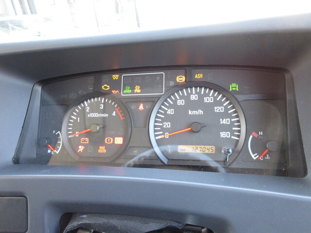 いすゞエルフアルミウイング小型（2t・3t）[写真32]