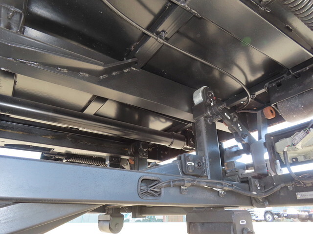 日野デュトロセーフティローダー小型（2t・3t）[写真10]