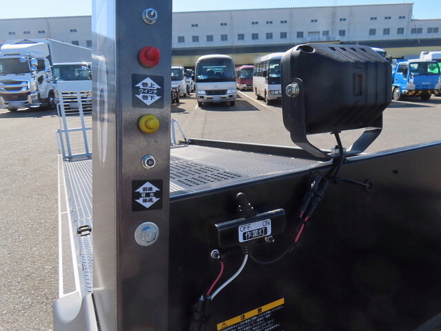 日野デュトロセーフティローダー小型（2t・3t）[写真35]