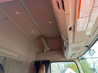 日野プロフィアトレーラーヘッド（トラクターヘッド）大型（10t）[写真20]