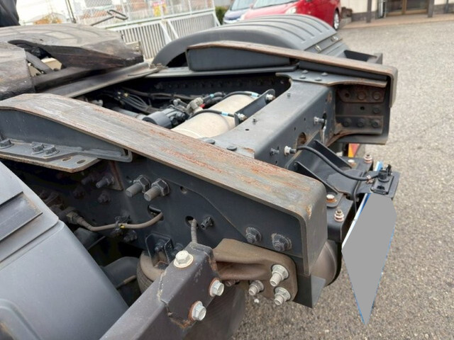 日野プロフィアトレーラーヘッド（トラクターヘッド）大型（10t）[写真07]