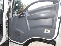 いすゞエルフパネルバン小型（2t・3t）[写真27]