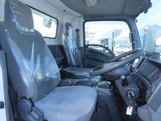 いすゞエルフセーフティローダー小型（2t・3t）[写真19]