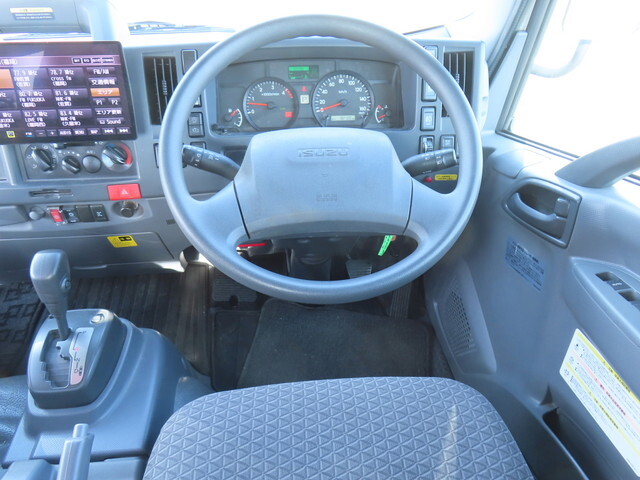 いすゞエルフセーフティローダー小型（2t・3t）[写真21]