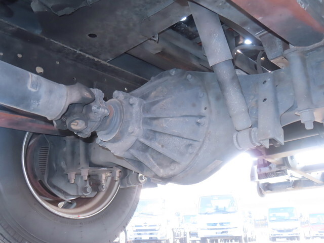 いすゞエルフセーフティローダー小型（2t・3t）[写真09]